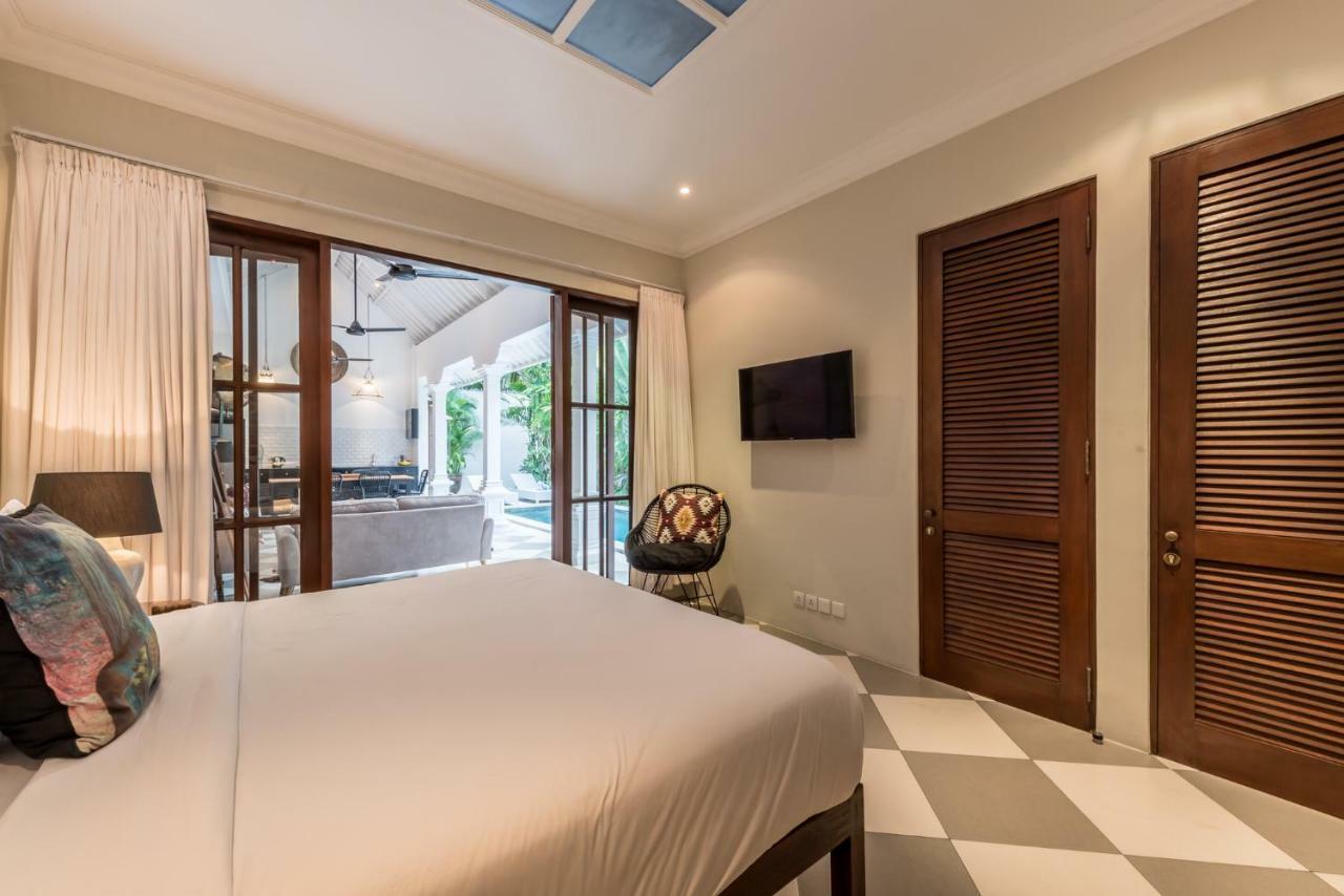 Central 3 Bedroom Villa Close To Seminyak Beach Экстерьер фото